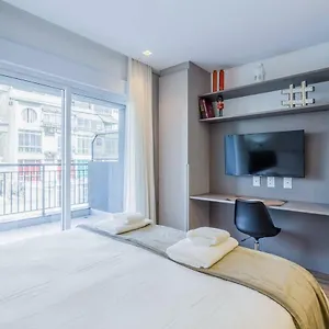 apm-1201-nice-studio-with-balcony-in-downtown.topsaopaulohotels.com/